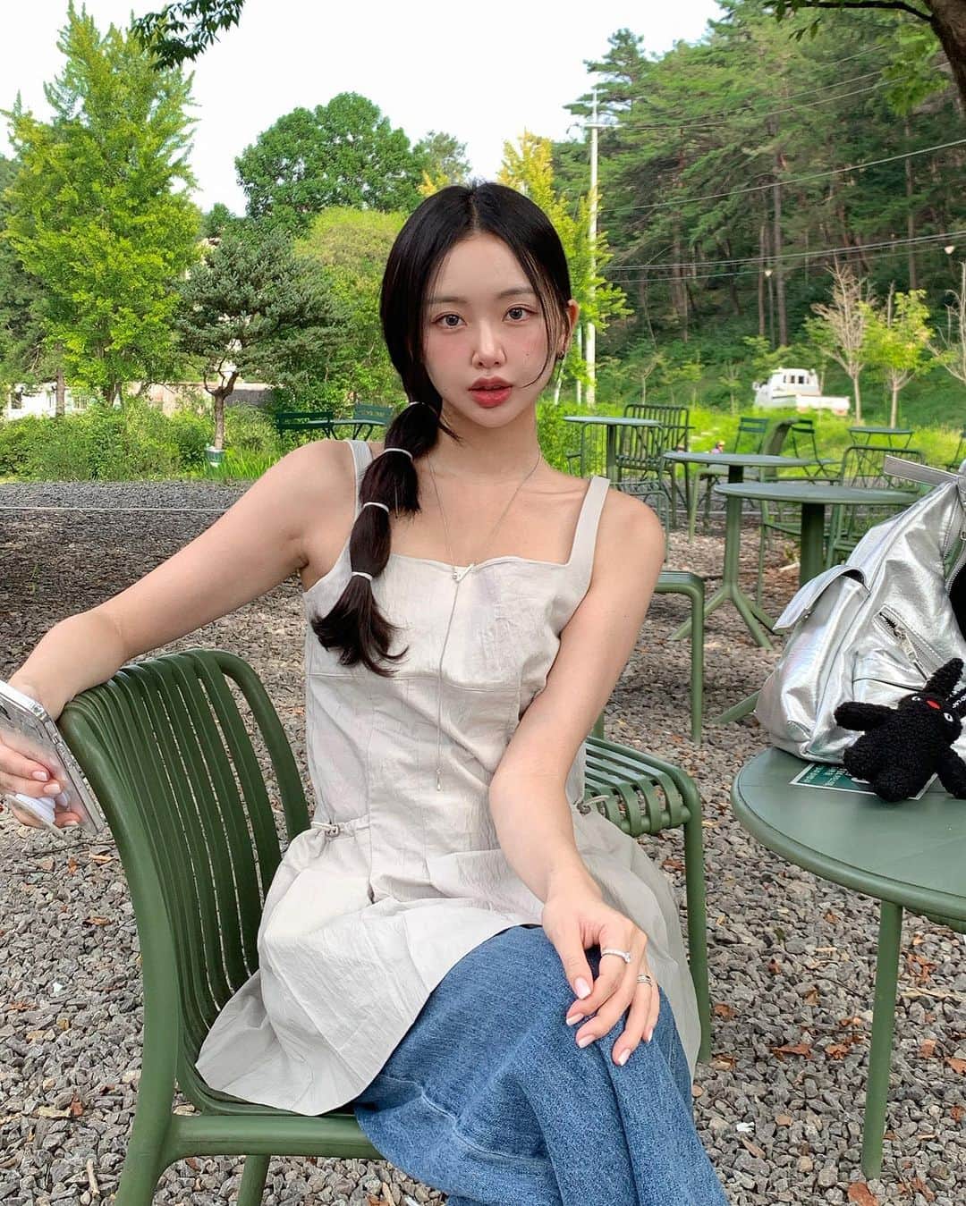 のインスタグラム：「일하고 운동하고 피부관리하고 놀고 책읽고 완벽한 패턴이야 🌳」