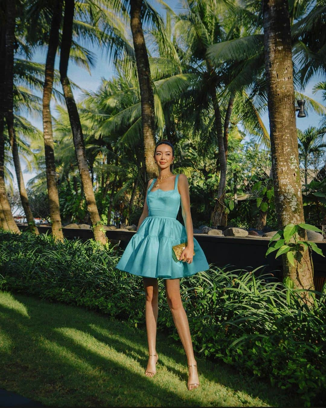 タラ・ミルクティーさんのインスタグラム写真 - (タラ・ミルクティーInstagram)「Scenes from a @stregisbali short story 🌿🎞️ #liveexquisite」8月17日 22時05分 - taramilktea