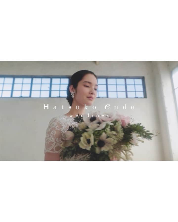のインスタグラム：「＊  Hatsuko Endo Weddings_  Dress：Agatha @a_by_hatsukoendo  ハツコ エンドウ ウェディングス銀座 03-3563-1411  Hair&Makeup：Hatsuko Endo @akiko__endo  @hatsukoendo_okayama  @hatsukoendo_sakata  @hatsukoendo_hairmakeup   Accessories：Hatsuko Endo Weddings Bouquet： @ardoise1986   #hatsukoendo  #hatsukoendoweddings #hatsukoendobeauty #abyhatsukoendo  #wedding #dress #hair #makeup #bridal #photo #shooting #image #video #accessories #bouquet #ハツコエンドウ #ハツコエンドウウェディングス #ウェディングドレス #エーバイハツコエンドウ #新作 #ブライダル #ビューティー #ヘアメイク #撮影 #動画 #プレ花嫁 #日本中のプレ花嫁さんと繋がりたい #アクセサリー #美容師 #ブーケ」