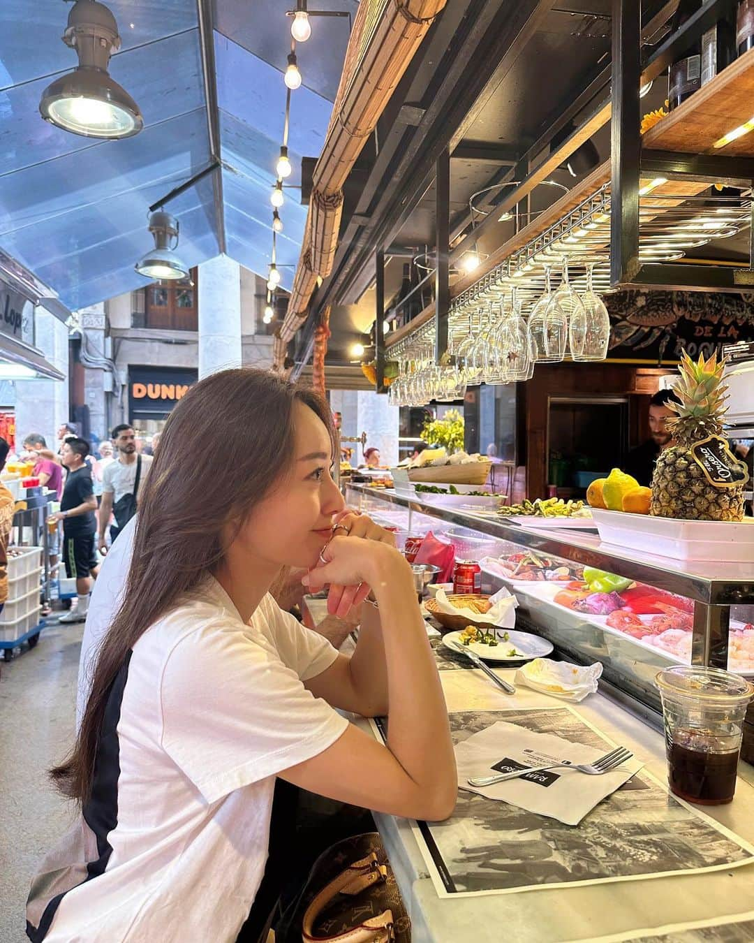 小祝麻里亜さんのインスタグラム写真 - (小祝麻里亜Instagram)「Barcelona, Spain 🇪🇸  Sagrada Família🏰, Boquería Market🦐  ＿＿＿＿＿＿＿＿＿ #スペイン #スペイン旅行 #バルセロナ  #サグラダファミリア #ボケリア市場　#Barcelona #2023travel #SagradaFamília #BoqueríaMarket #여행일기 #여행스타그램 #여행스냅 #바르셀로나 #스페인」8月17日 17時40分 - maria_koiwai