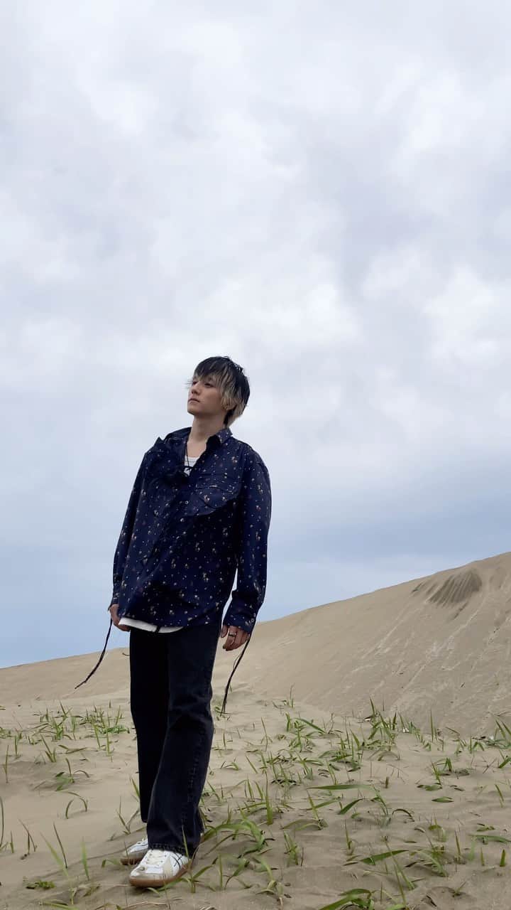 片桐航のインスタグラム：「初夏  #アー写#バンド」