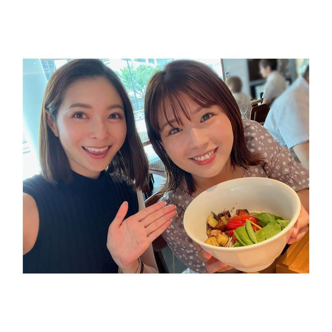 住田紗里さんのインスタグラム写真 - (住田紗里Instagram)「萌さんとお蕎麦を食べに行きました🥢 1年目の頃からずっとお世話になっている萌さん。 たくさんお喋りしました✨ お蕎麦も夏らしい野菜がトッピングされていて美味しかったです  #田中萌 アナウンサー @moetanaka_ex  #萌さん#蕎麦#noodles#ランチ#lunch」8月17日 18時24分 - sarisumita_ex