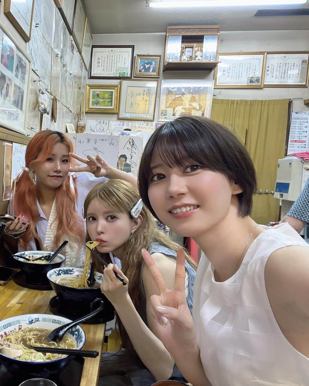 ゆきりぬさんのインスタグラム写真 - (ゆきりぬInstagram)「旭川楽しすぎた🥹✨✨ 北海道のもの食べ尽くしまくり、、 あー幸せだった、、 北海道住みたい、、 食べ物全部美味しかった、、、 また食べたい、、、」8月17日 18時27分 - yukirin_u