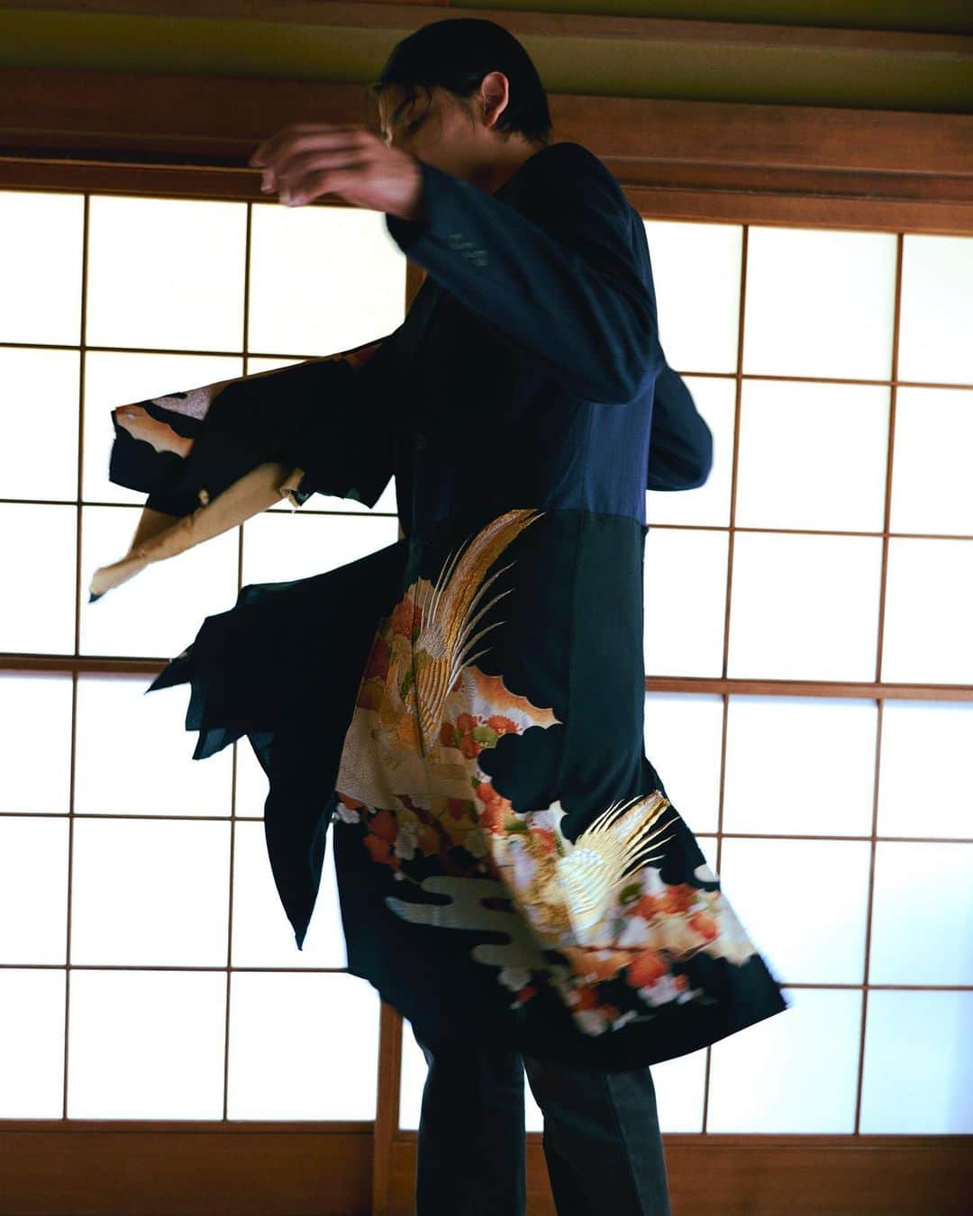 ラウールさんのインスタグラム写真 - (ラウールInstagram)「Invoked by the Muses to soar」8月17日 19時03分 - raul_official_sn