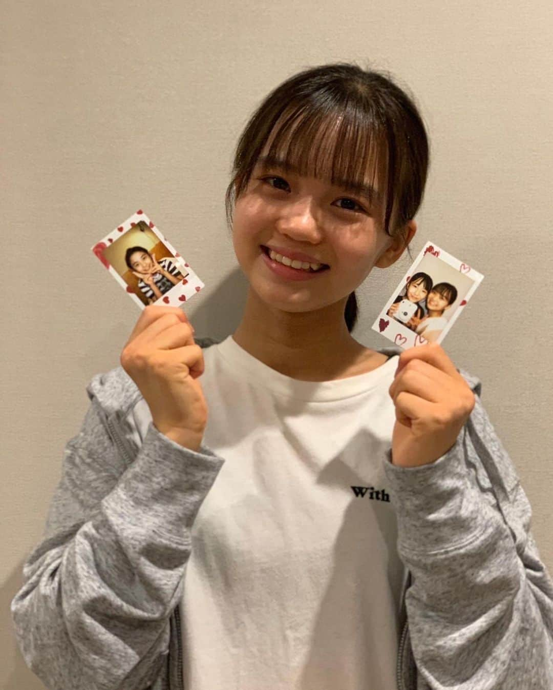 大島美優さんのインスタグラム写真 - (大島美優Instagram)「・ お知らせです！  二大少女まんが誌「ちゃお」と「りぼん」がコラボした「ガールズコミックフェス」が8月19日と20日にパシフィコ横浜にて開催されます！  INSTAXチェキブースでは、 チェキ撮影体験コーナーや、 スマホの中の好きな画像をチェキプリントできるコーナー、 ブースに自分のチェキをもっていくと“チェキ”オリジナルグッズがもらえるキャンペーンを開催しています！ そして、私達ちゃおガールが撮影したチェキも展示されます！  皆さんぜひ遊びに来てください！ お会いするのを楽しみにしてます！  #ガールズコミックフェス #ちゃお #りぼん #INSTAXチェキ」8月17日 19時14分 - miyu_oshima.official