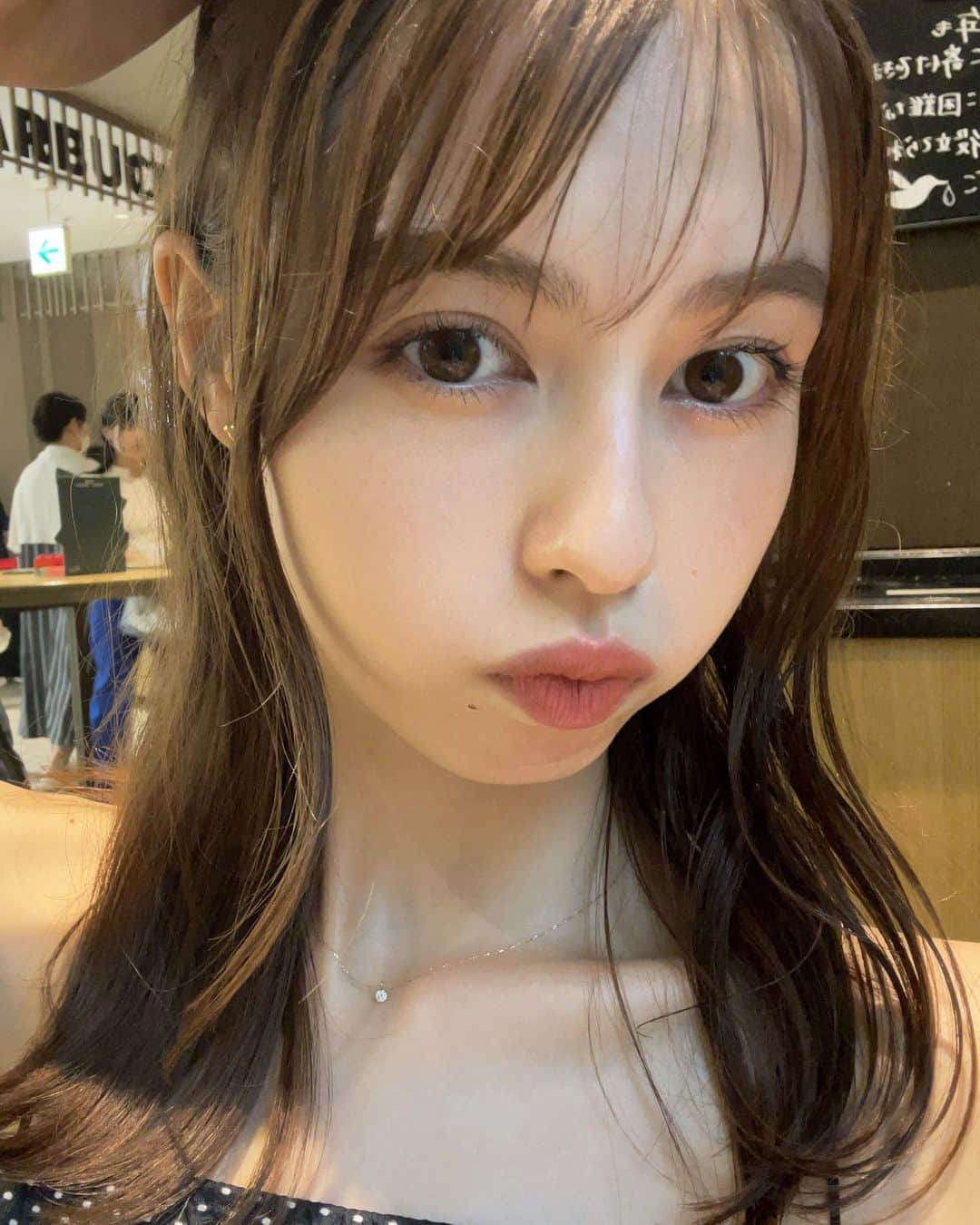 マイヤーズ江玲奈のインスタグラム：「最近写真たくさん撮ってもらえるから、自撮りすんの忘れる、  #ハーフモデル #モデル #03」