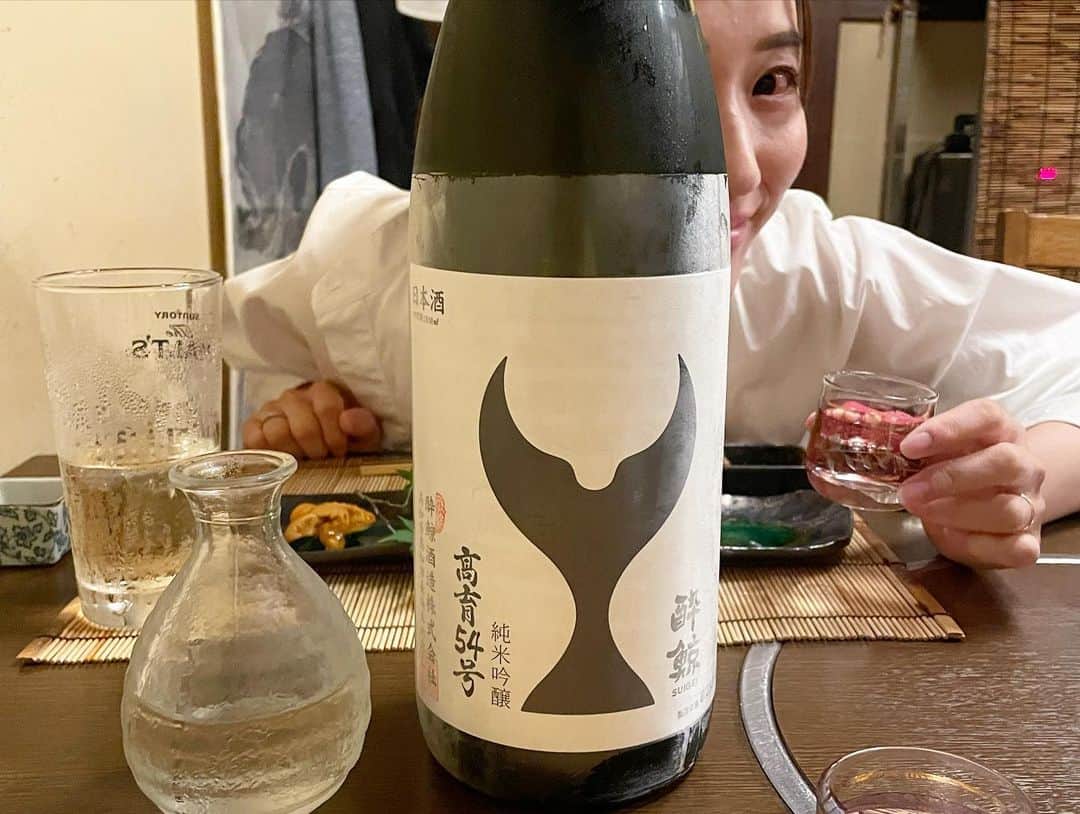 yuco_yoshidaさんのインスタグラム写真 - (yuco_yoshidaInstagram)「さおのBDもいろちゃんの出産祝いもできてなかったので、色々物はもらってるやろうしなかなかゆっくりご飯食べることもないかなと思いお祝いご飯に♡ ゆっくり飲んで食べて話せてうれしかった🥰🥰🥰 ・ ・ よく遊んでた頃とは全く違う生活してて面白いけど← 幸せそうでなにより✨☺️ また神戸にも遊びにゆくねー！！❤️‍🔥 ・ ・ #お祝いごはん #心斎橋グルメ」8月17日 19時08分 - yuco_yoshida