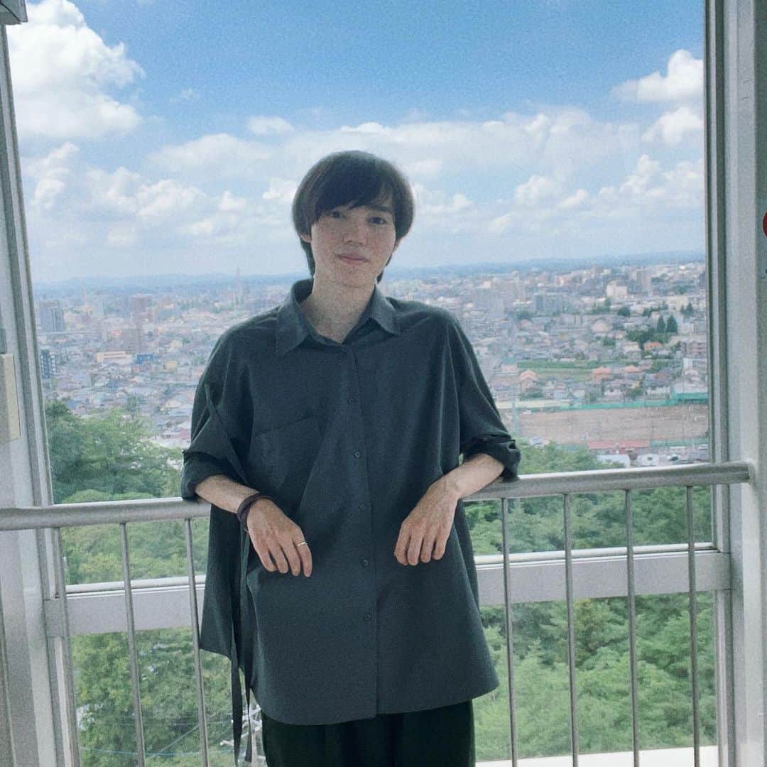 のインスタグラム：「自然感じてきた。　  最近使ってるフィルター画質悪い。  #フィルターあるある」