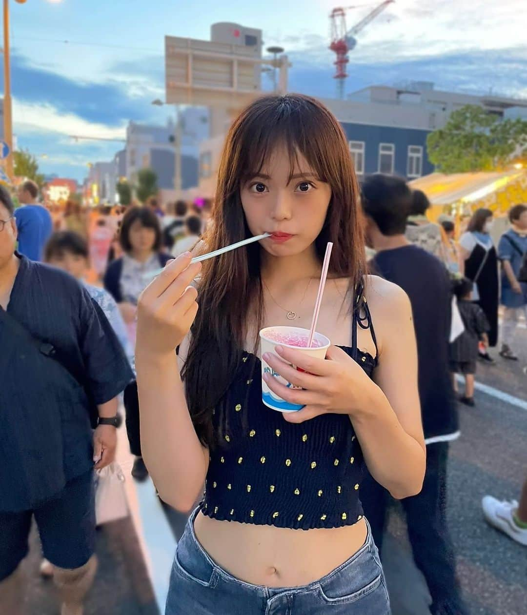 SERINAさんのインスタグラム写真 - (SERINAInstagram)「今年はお祭り行けて嬉しい🍧  かき氷は、ブルーハワイか イチゴでいつも悩む所😮‍💨💘  #なとぅ」8月17日 19時43分 - necoserina