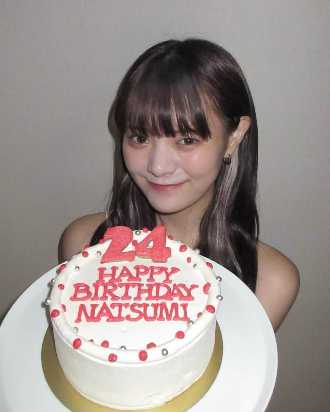 木村なつみのインスタグラム：「24歳になりました☺︎ いつまでも見続けてくれているみんなに大感謝！愛！ これからもよろしくお願いいたします」