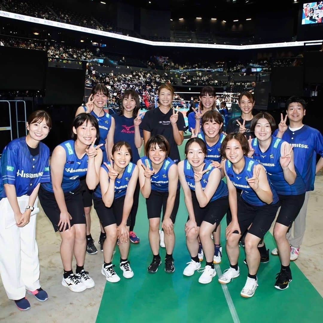 大竹里歩のインスタグラム：「💙 バレーボールFESスーパーGAMES佐賀✨️  たっくさんの方にお越し頂き とっても嬉しかったです(*^^*)💓  次は10月21日のVリーグ開幕戦✨️ みなさん、佐賀アリーナで またお会いしましょうっ🫶🫶  開催にご尽力頂いた皆様🤝 ありがとうございました!!  #久光スプリングス #VOLLEYBALLFES #佐賀アリーナ  #さいこう記録へみんなでトス」