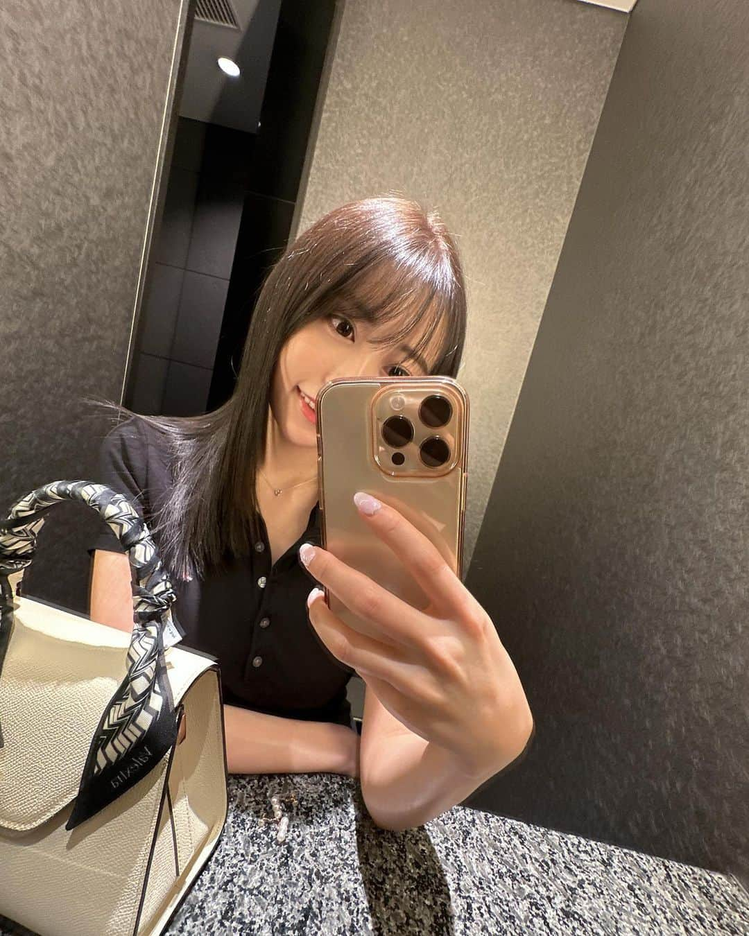 辻満里奈さんのインスタグラム写真 - (辻満里奈Instagram)「カラーとトリートメントをしてきました💇🏻‍♀️ つるつるになって嬉しい✨  #アナウンサー #セントフォース #辻満里奈 #ゆるゆる投稿」8月17日 22時27分 - marina__tsuji