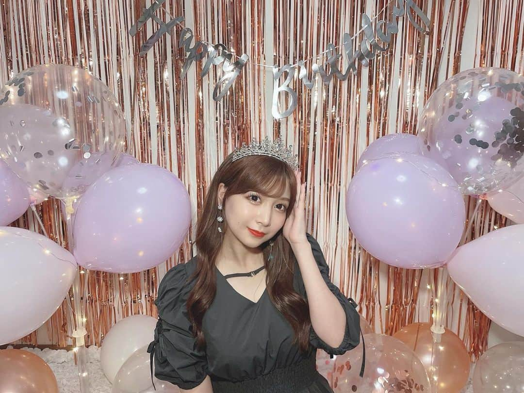 太田彩夏さんのインスタグラム写真 - (太田彩夏Instagram)「・ 23歳になりました🌷  #happybirthday #birthday」8月17日 22時23分 - ayamelody0817