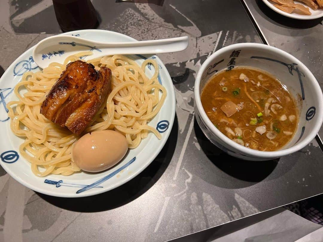 halcaさんのインスタグラム写真 - (halcaInstagram)「さよならヘルシー  美味しかったああ(๑°ㅁ°๑)!!✧  #halca #ハルカメシ #つけ麺」8月17日 23時06分 - halca.77