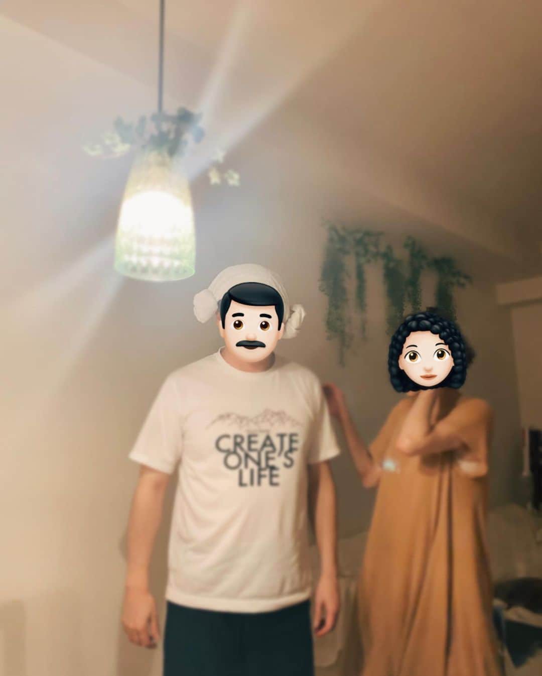 野乃のインスタグラム：「我が家の日常🏠 タオルの羊巻きを覚えた！ いま、一緒にバチェラー観てる！」