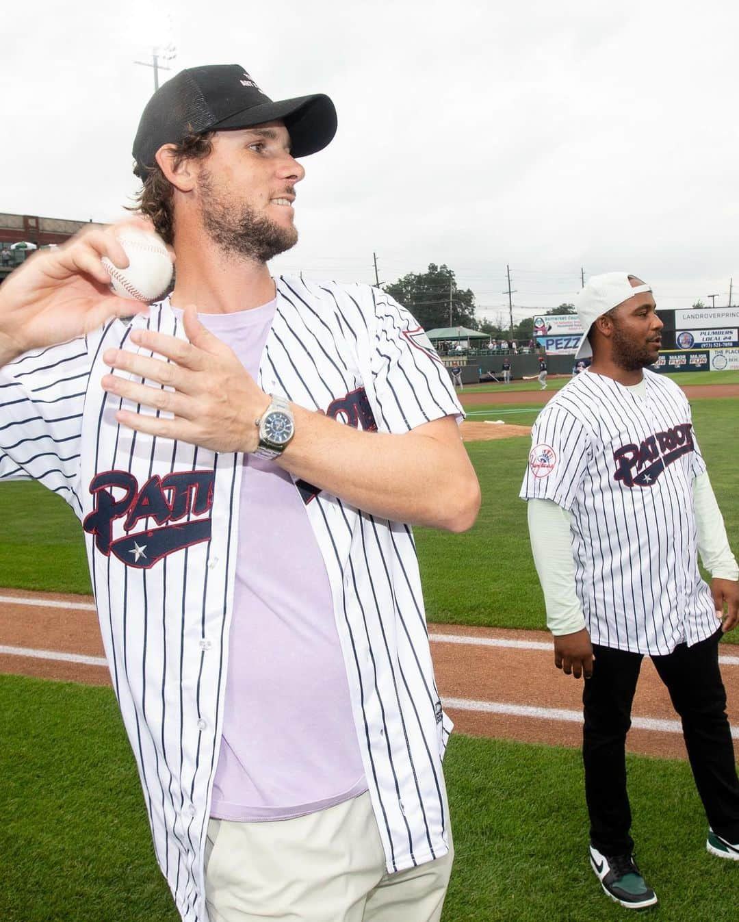 トーマス・ピーターズさんのインスタグラム写真 - (トーマス・ピーターズInstagram)「Throwback to throwing bad pitches @somersetpatriots last week 🤣 Thanks for hosting us!」8月17日 23時24分 - thomaspietersgolf