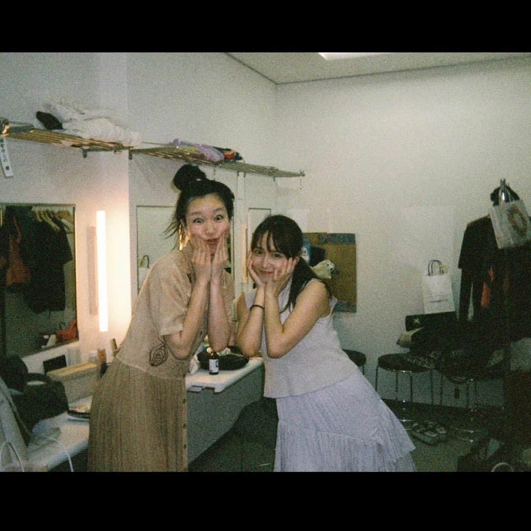 大場美奈さんのインスタグラム写真 - (大場美奈Instagram)「🎞️ 　 ゆらのが撮ってくれた思い出たち。  あとのこり3日🧂 特別な夏の思い出作りましょっ。  #呪怨thelive」8月17日 23時46分 - obamina__43