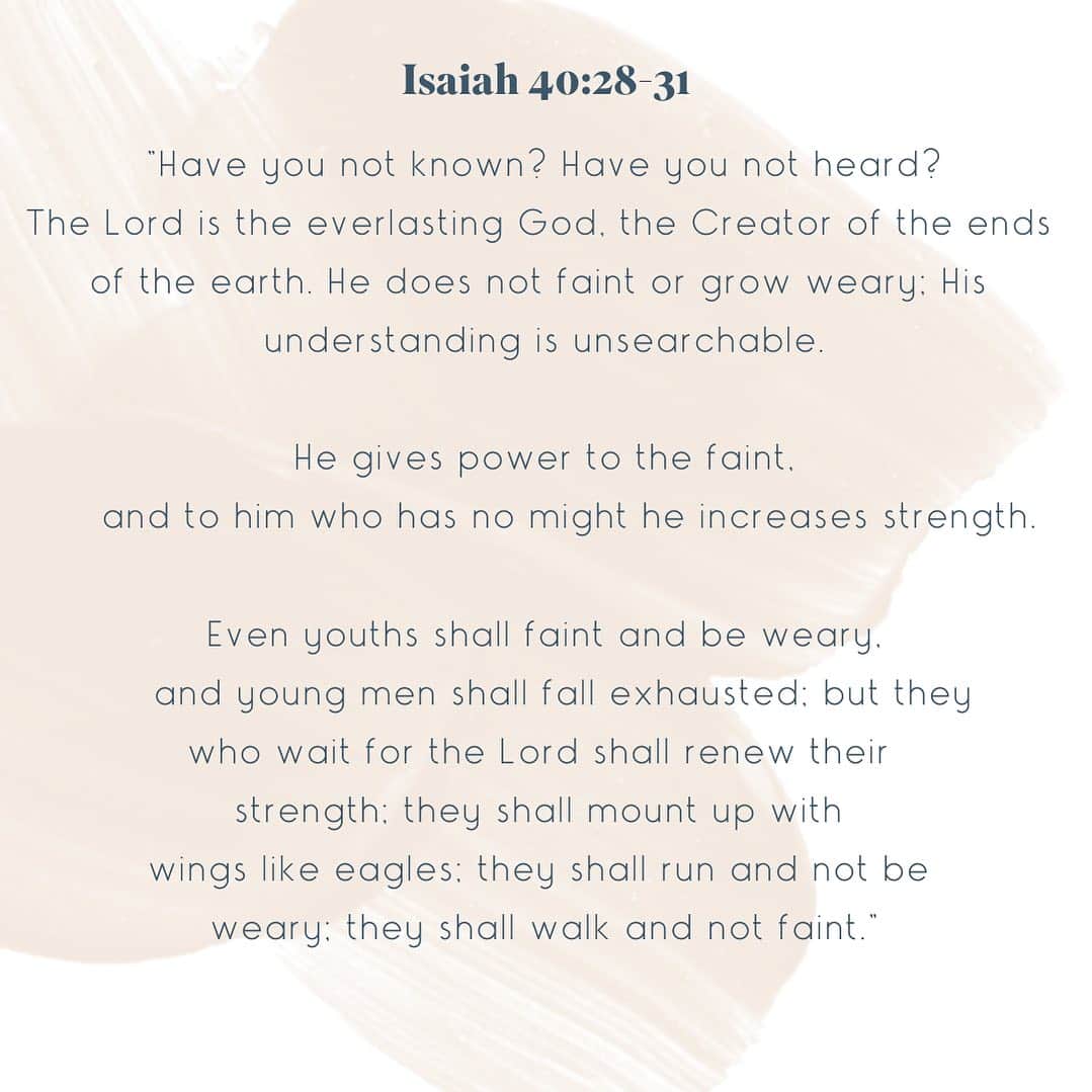キャンディス・キャメロン・ブレのインスタグラム：「Isaiah 40:28-31…letting these words wash over me today 🙏🏼」