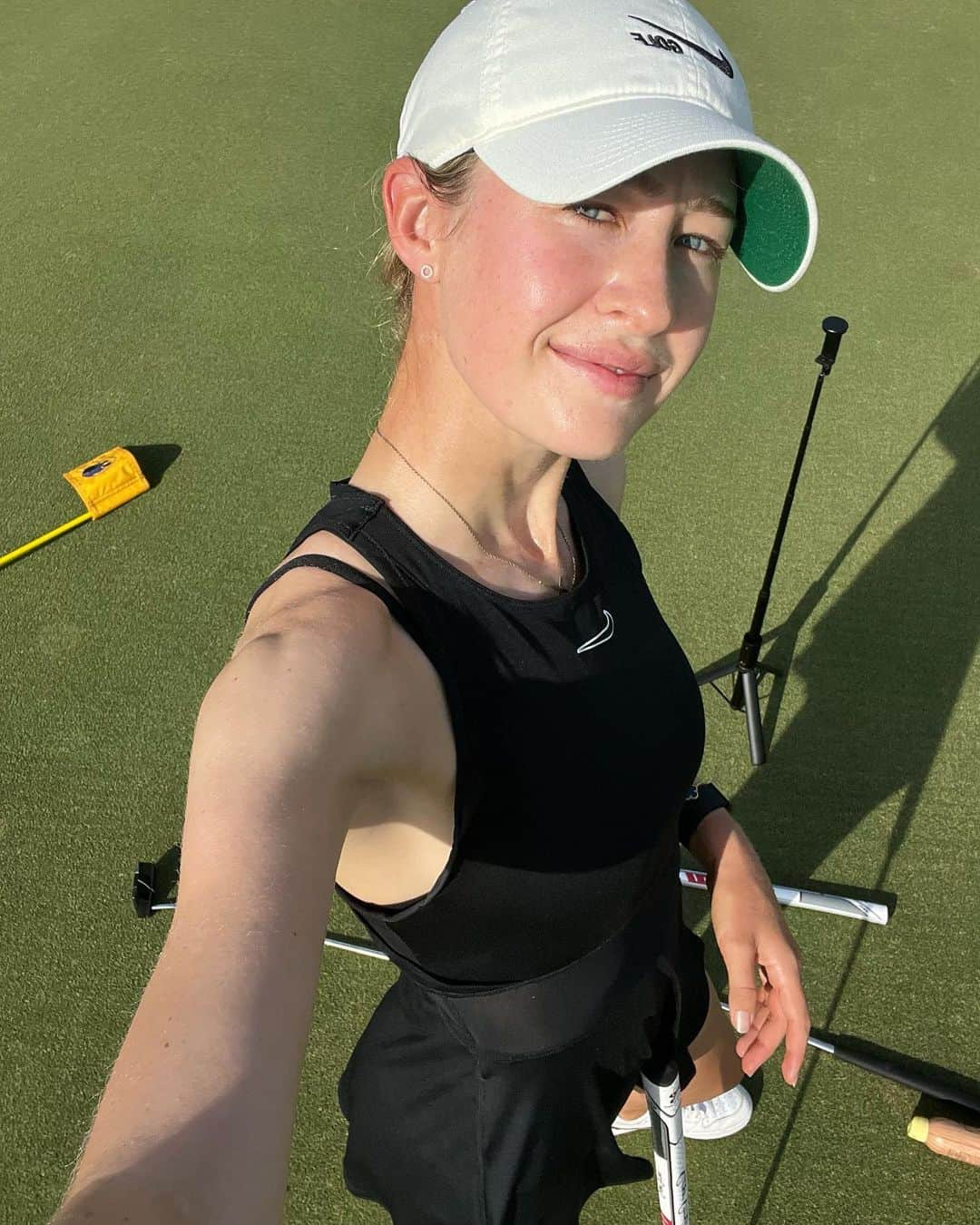 ネリー・コルダさんのインスタグラム写真 - (ネリー・コルダInstagram)「It’s chilly」8月18日 0時36分 - nellykorda