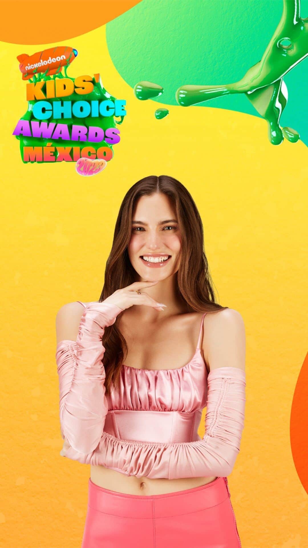 Macarena Achagaのインスタグラム：「¡Tú, como @macabeso , usa tu imaginación y sé parte de los #KCAMexico! 😱👏  No olvides que cada vez queda menos tiempo para que todos juntos recuperemos la fórmula del slime. Sigue votando en kcamexico.com/vota y comentando #KCAMexico + su # en cualquiera de mis posts.」