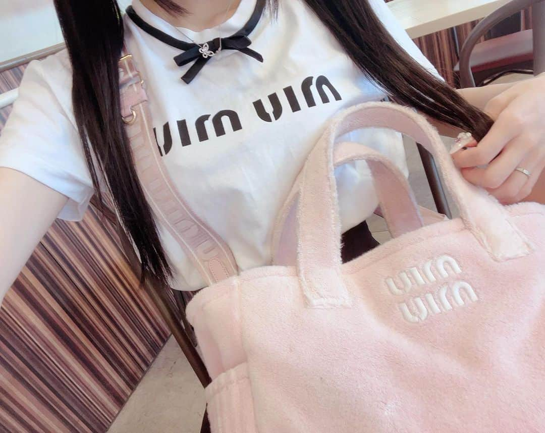 うさぎちゃんのインスタグラム：「結局miumiuがいちばーんすき」