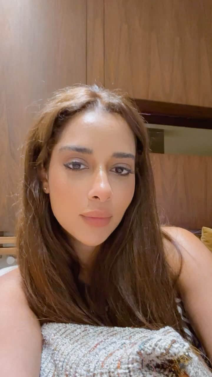 Balqees Ahmed Fathiのインスタグラム：「تفاهة اخر الليل 🤣🤣🤣🤣🤣🤣🤣🤣🤣🤣」