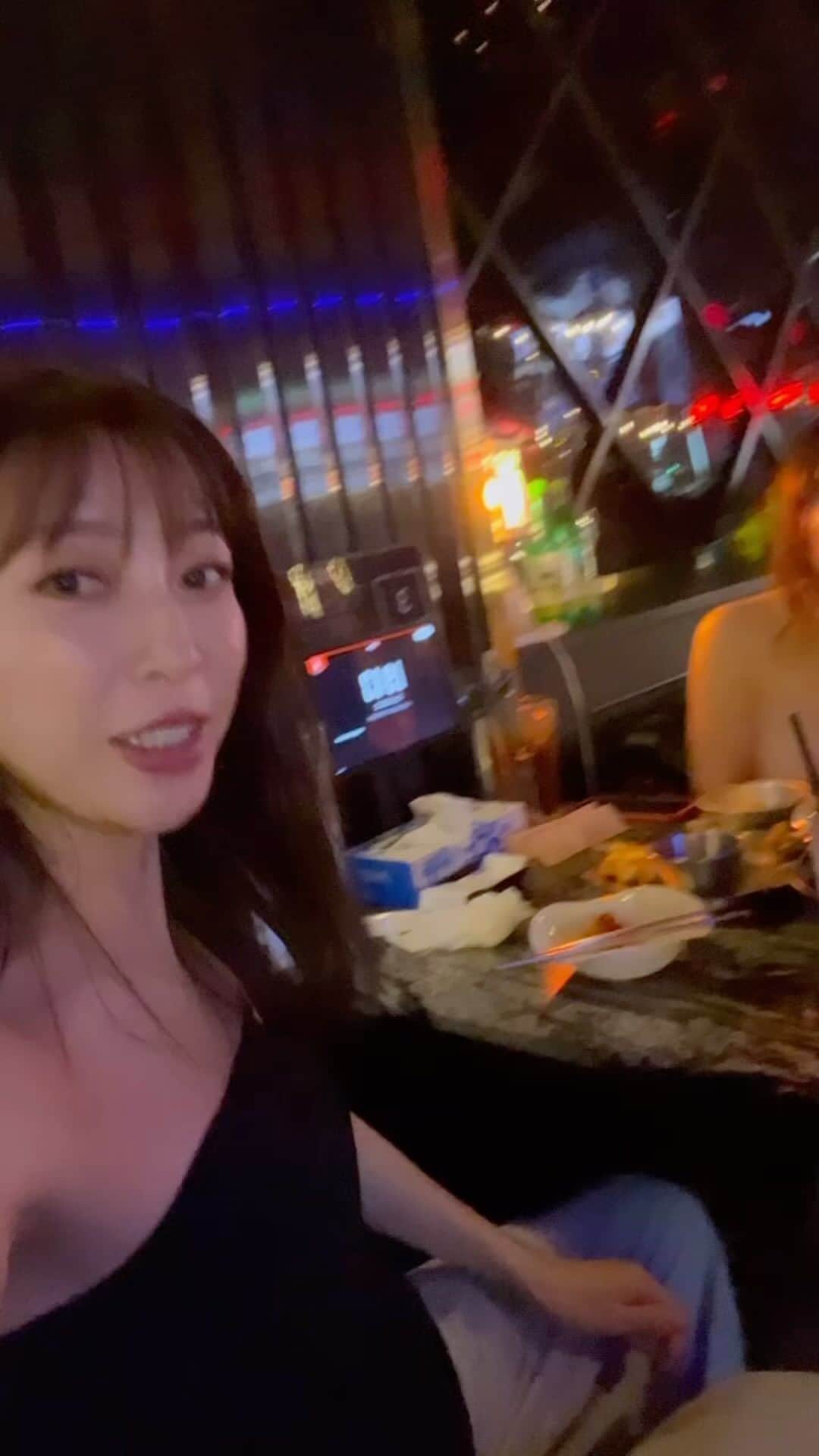 伊藤良夏のインスタグラム：「2023.8  Summer vacation is with him all the time.」