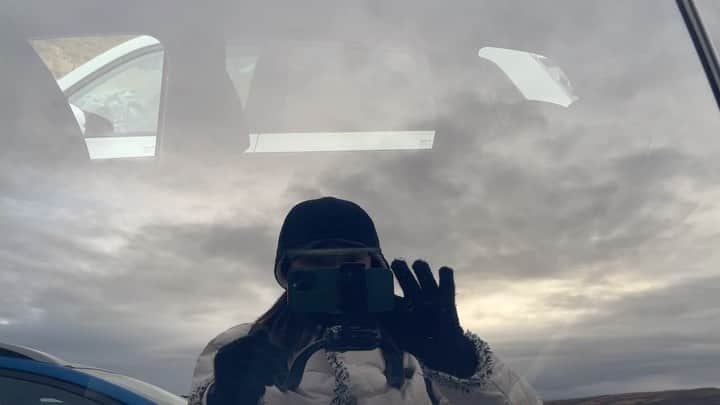 パク・ソダムのインスタグラム：「1.2.3. 굴포스Gullfoss 4. 게이시르 Geysir 5. 자연온천 Hrunalaug 6.7. 솔헤이마 요쿨 Sólheimajökull 8.9. 싱벨리어 국립공원 Þingvellir 10. 케리드 분화구 Kerið」