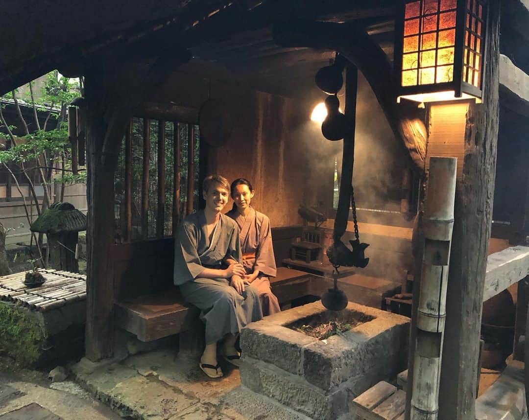 日登美のインスタグラム：「Love Onsen ❤️  やっと2人だけで念願の温泉旅行。最高でした。」