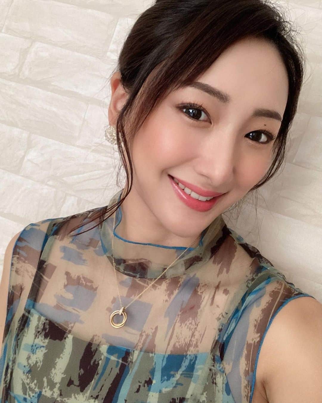 佐竹ななのインスタグラム：「今日も挨拶回りです！  仕事してる時の幸福感高め。  #役者募集　#モデル募集」