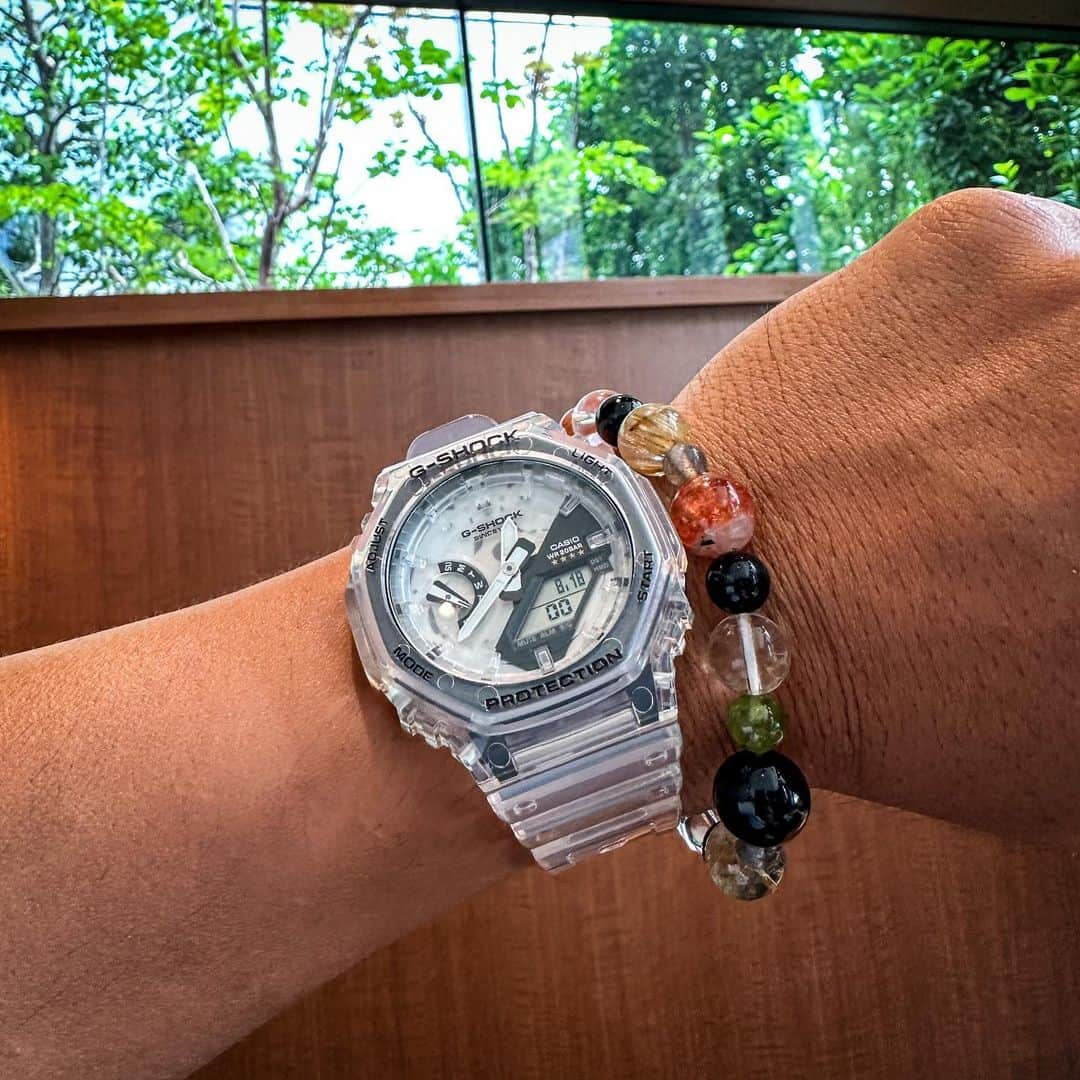 野中泰輔さんのインスタグラム写真 - (野中泰輔Instagram)「G-SHOCK 40周年おめでとうございます㊗️👏  最近の俺はこのフルクリアの時計がお気に入りでございます👍 他にも色んな形のフルクリアの時計があるんで是非チェックしてみて下さい！！ 自分にあったものを探しましょう👍  #bboytaisuke #g_shock #teamgshock #gshock40th @gshock_casio_official @gshock_jp」8月18日 12時59分 - bboy_taisuke