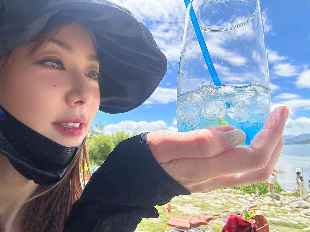 フィオナ・シットのインスタグラム：「Times with parents are the best」