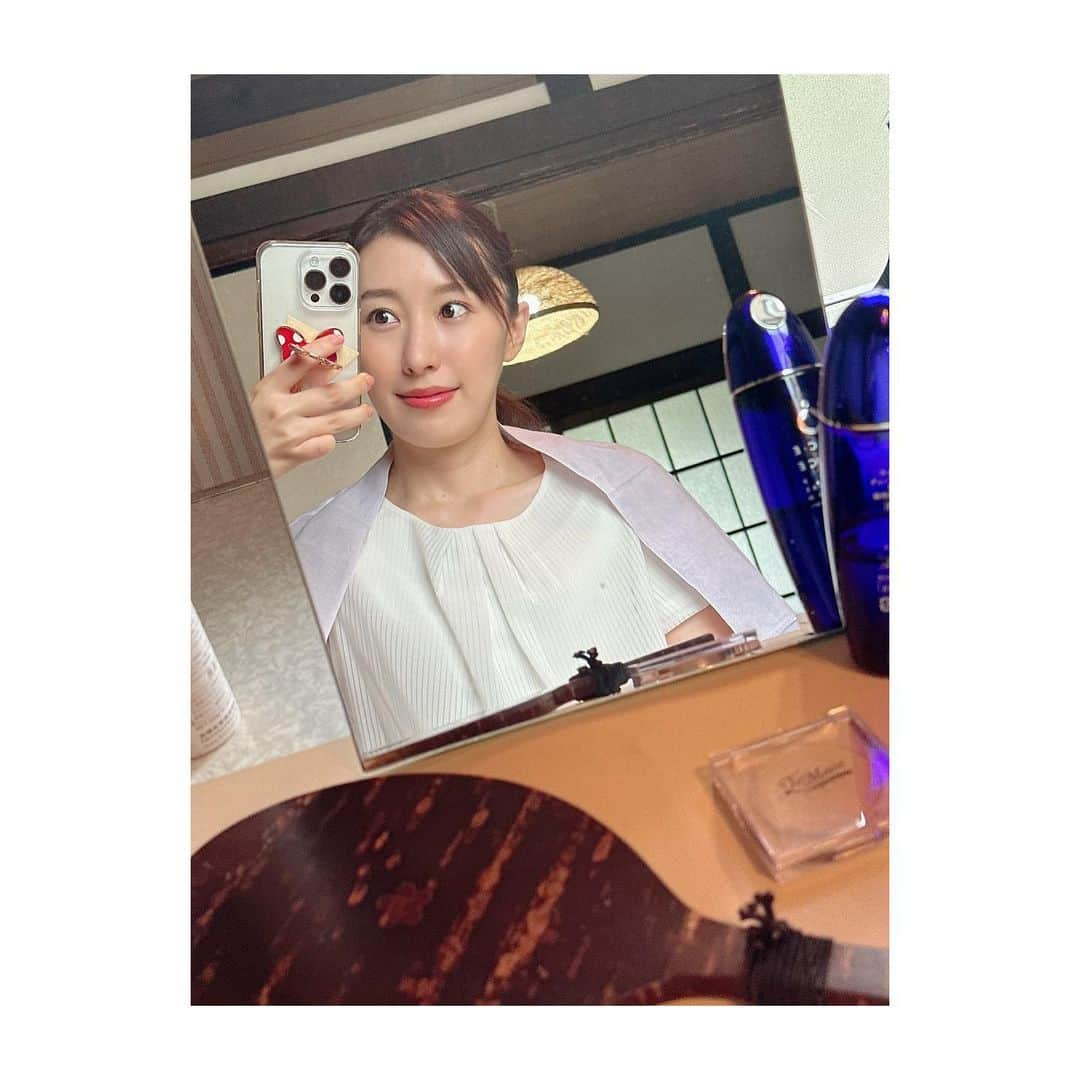 楠紗友里さんのインスタグラム写真 - (楠紗友里Instagram)「* メイクちう💄 レトロなところで撮影でした😳  今夜8時から放送のテレビ東京系ドラマ『ブラックポストマン』1話に出演予定です😊 久しぶりにナナナにお世話になりますた🍌  #ホリプロ #フリーアナウンサー #ブラックポストマン #テレ東ドラマ #프리랜서아나운서  #아나운서  #일본드라마  #드라마  #tvtokyo」8月18日 14時21分 - sayuri_kusunoki