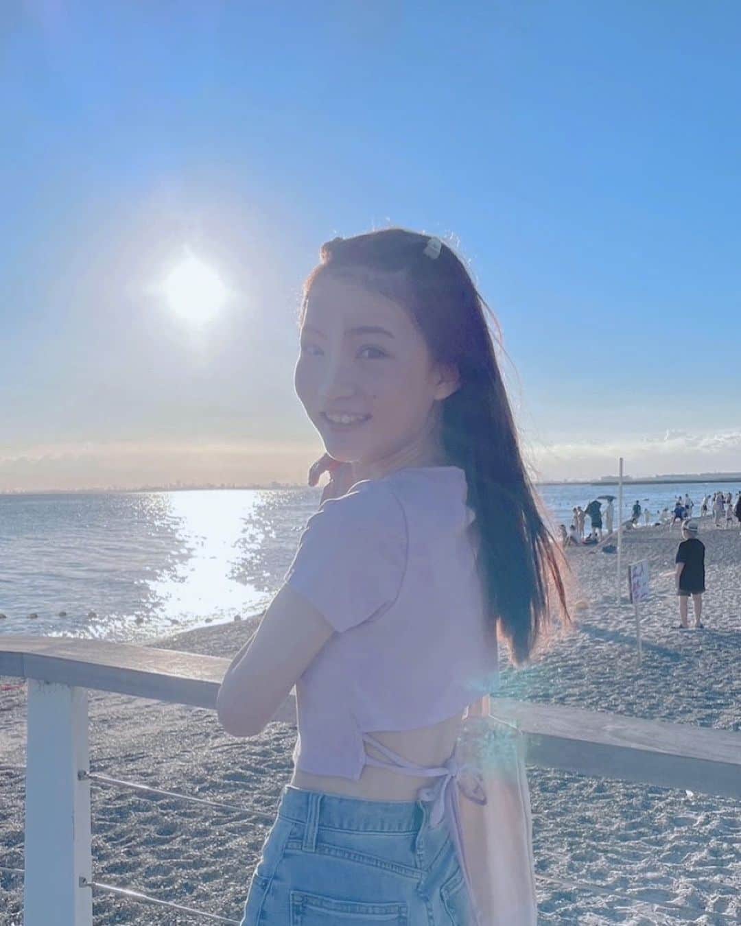 星乃あんなのインスタグラム：「* 海に行った日🐚  すごく久しぶりだったから楽しかった♡  この日は珍しく前髪上げてみたんだー！ 似合うかな？🤭        #ニコラ  #nicola  #ニコモ  #ニコラ9月号発売中」