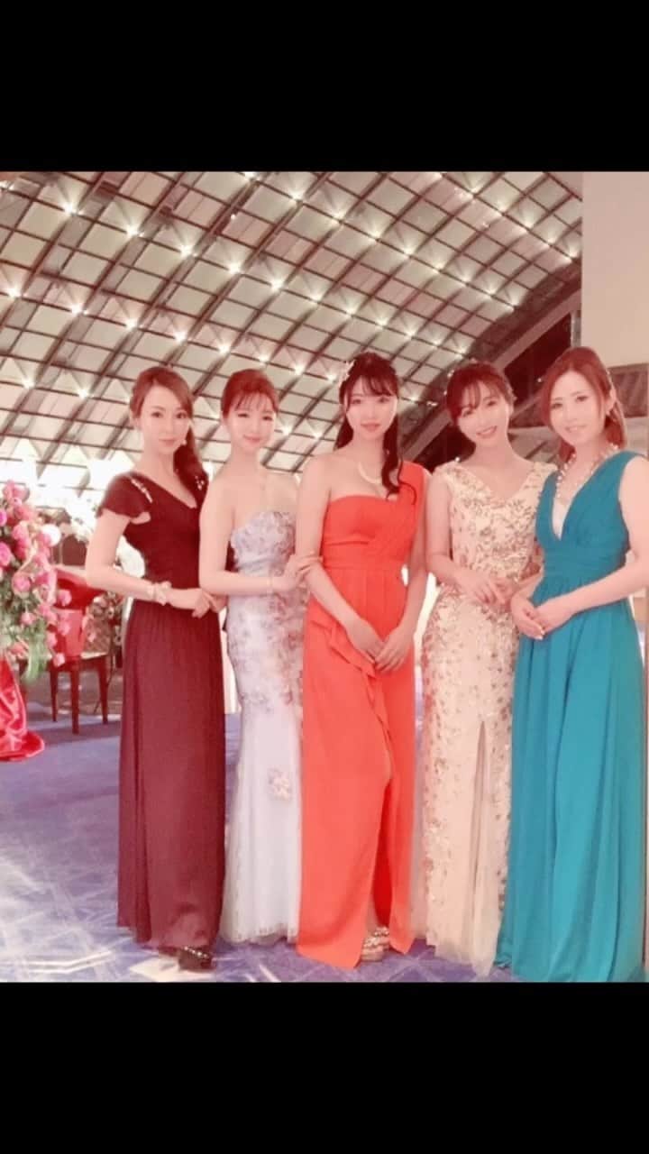 栄木明日香のインスタグラム：「Dress up night 👗」