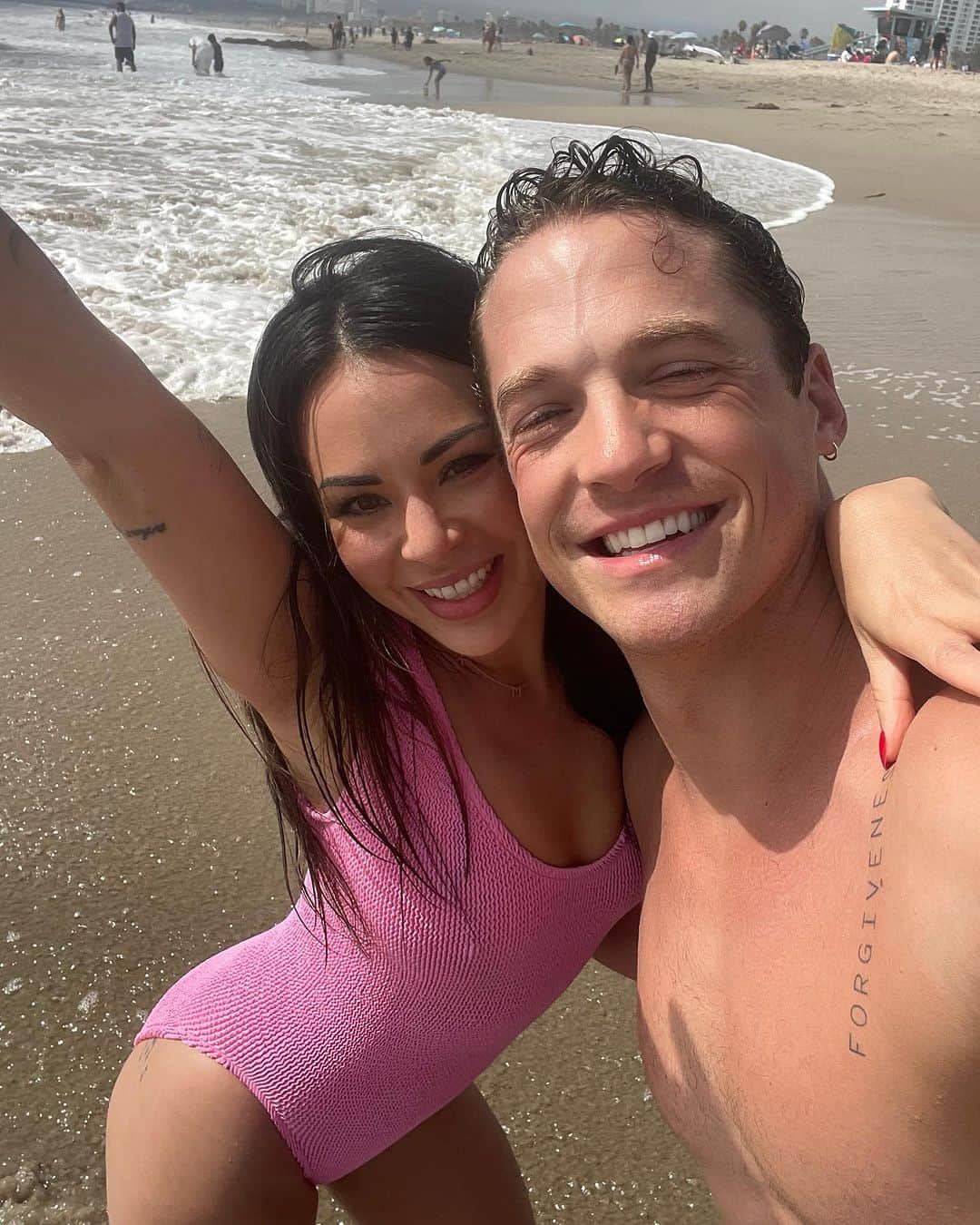 ジャネル・パリッシュさんのインスタグラム写真 - (ジャネル・パリッシュInstagram)「Summer is summering」8月19日 0時41分 - janelparrish