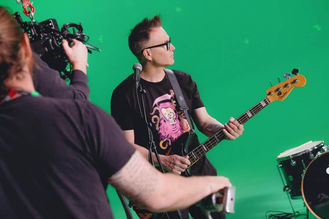 マーク・ホッパスのインスタグラム：「blink-182 forever.」