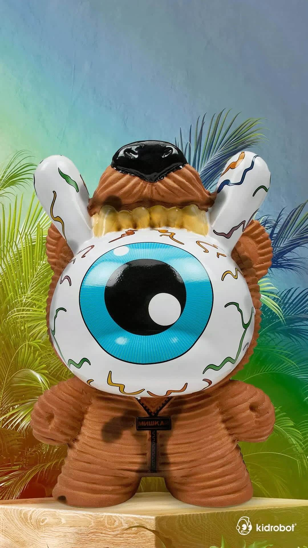 ミシカのインスタグラム：「The @kidrobot x @chiapetofficial KEEP WATCH #dunny is now available on our site. If you buy em from us i’ll throw some stickers and stuff in the box too. Limited amount for sale! Thanks for your support! #mishka #wearyourweird」