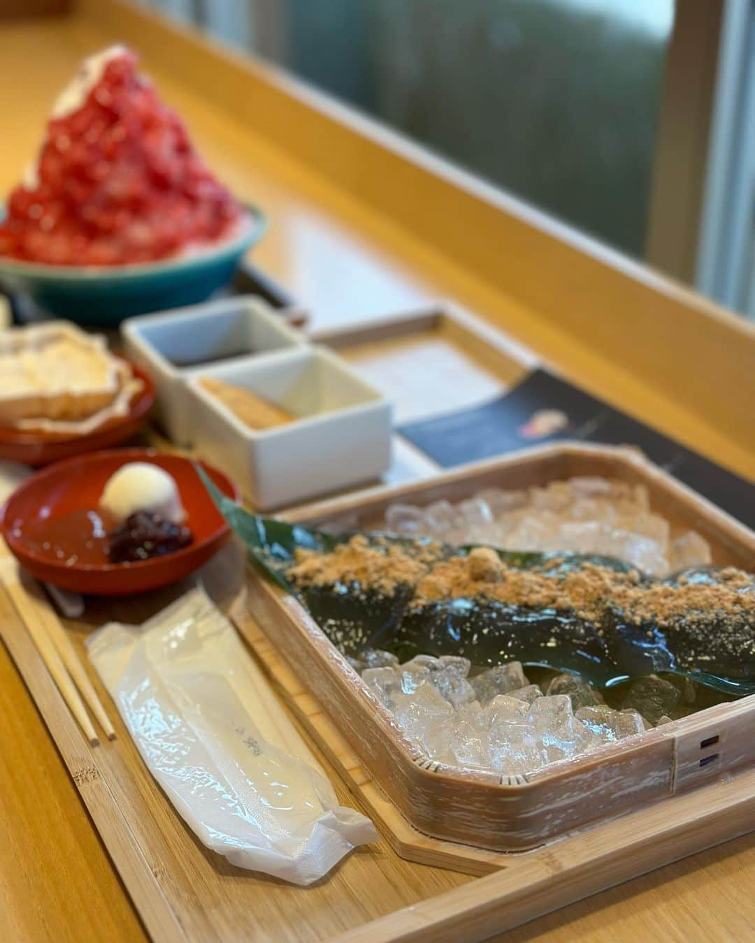 立澤香奈のインスタグラム：「夏の思い出②  清水寺食べ歩き🍧  #京都食べ歩き#清水寺食べ歩き#京都グルメ」