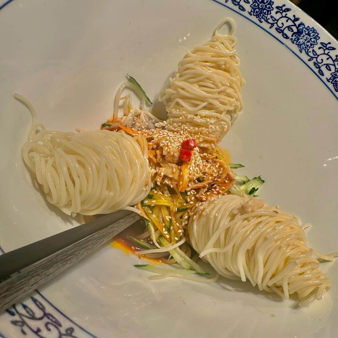 AYASAさんのインスタグラム写真 - (AYASAInstagram)「🌶 上海で食べた四川料理たちが美味しくてずっと記憶に残ってる…❤️ また食べたいなーーー🌶 #成都鬼瘾食  #健康第一激辛党」8月18日 17時08分 - ayasa_doya