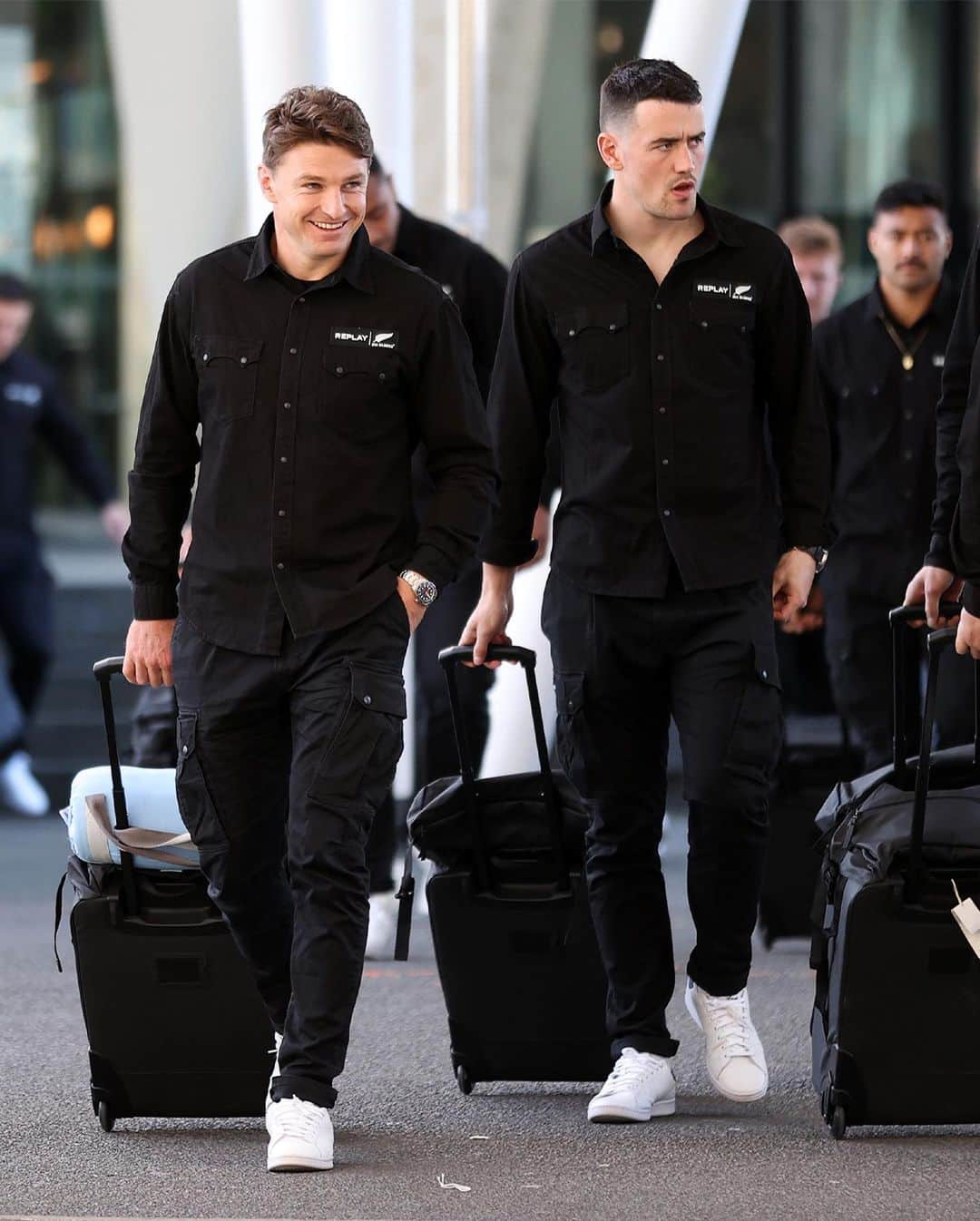 ボーデン・バリットのインスタグラム：「Rocking up to the airport the @allblacks way ✈️  #RWC2023」