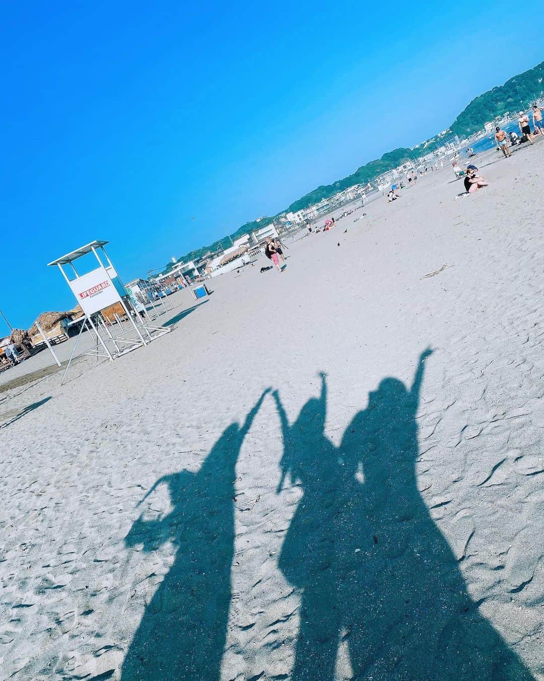 谷川愛梨のインスタグラム：「: 夏の思い出🏖🍧🫶 親友ちゃんたちと海でBBQしたよ😋🍖 まだまだ夏満喫したいっ♩  今月もPulchramさんで全身矯正🍑 悩んでた反り腰がみるみる良くなってる🥹✨ 3週間間隔で通ってるから 毎回しっかりと変化を感じられて嬉しいなっ♡ 肩凝りもかなりマシになって感動😢！！ いつもありがとうございます☺️💐」