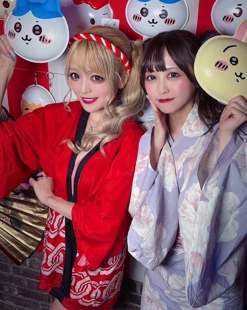 ミランのインスタグラム：「ハチワレとウサギ🩵💛  ・  #ちいかわ #お祭り #夏祭り #パリオン #祭り女子」