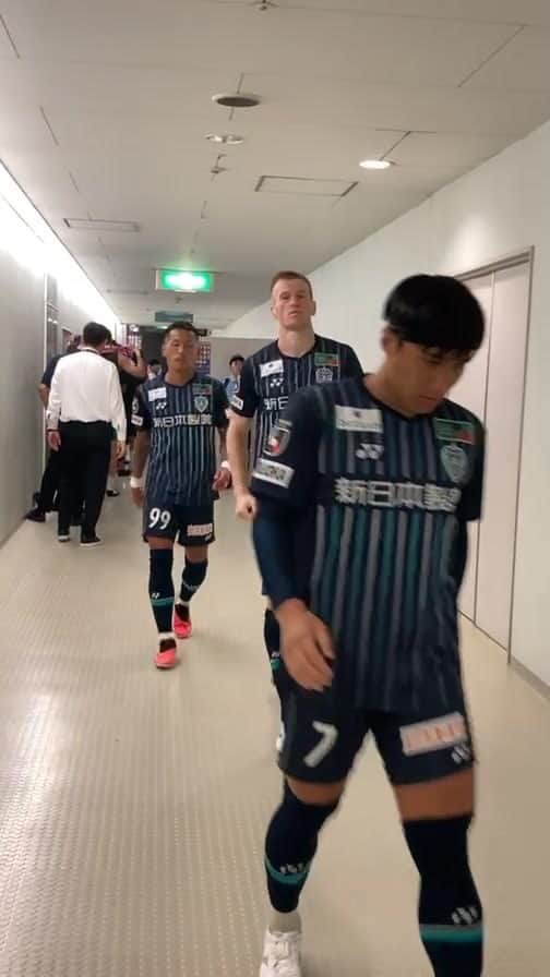 アビスパ福岡のインスタグラム：「選手ロッカーアウトシーンをお届けしました。  新潟戦、応援よろしくお願いします⚽️  #アビスパ福岡」