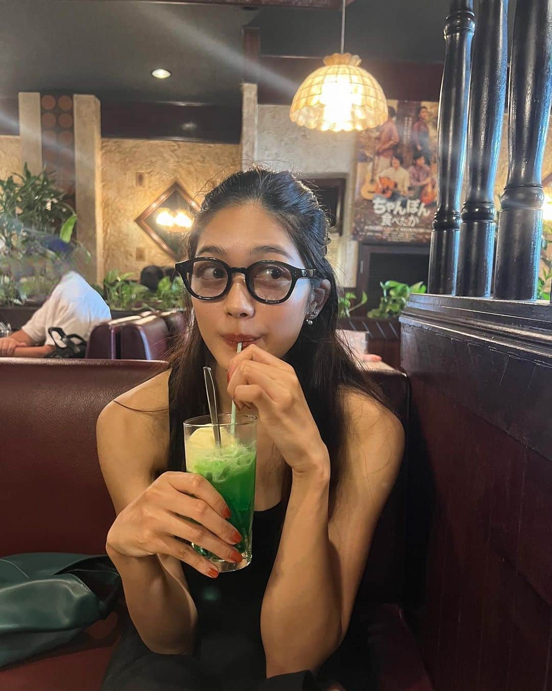 安田愛音さんのインスタグラム写真 - (安田愛音Instagram)「. トムヤム🍜~クリームソーダ🍈 このワンピ楽ちん☺︎ 背中空いてて涼しい~笑、  #喫茶店巡り」8月18日 19時09分 - ainee.y