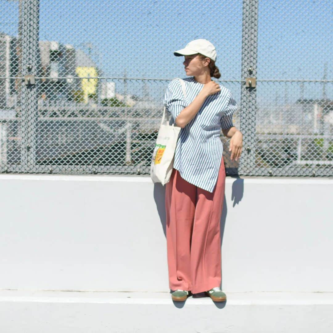 Lubbのインスタグラム：「ゴルチエ期　HERMES　ワイドスラックス×HYKE  古着女子#古着コーデ#coordinate#fashion#instagood#streetstyle#fashionstyle#ootds##古着屋#古着女子#古着コーデ#coordinate#」