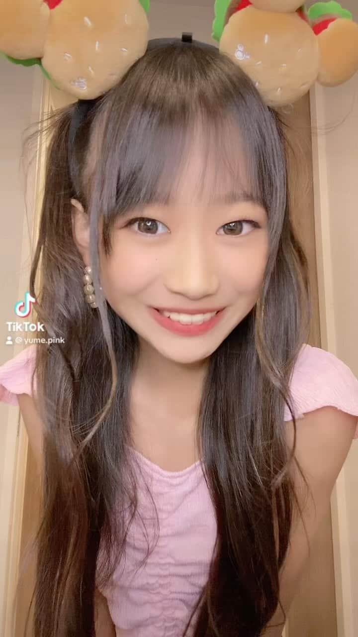 藤林夢さんのインスタグラム動画 - (藤林夢Instagram)「💗藤林夢(Yume)💗 ❤︎❤︎Tiktok→yume.pink❤︎❤︎  #藤林夢#夢#ゆめ#ユメ#yume#유메#okinawa#japan#girl#4xstAr5#シスタ#dance#sing#model#japanese#pink#ティーンアイドル#アイドル#プレティーン#idol#ジュニアアイドル#最強#小学生#js6#女の子#tiktok#love#cute#💗#親管理」8月18日 20時12分 - yumemama.mini