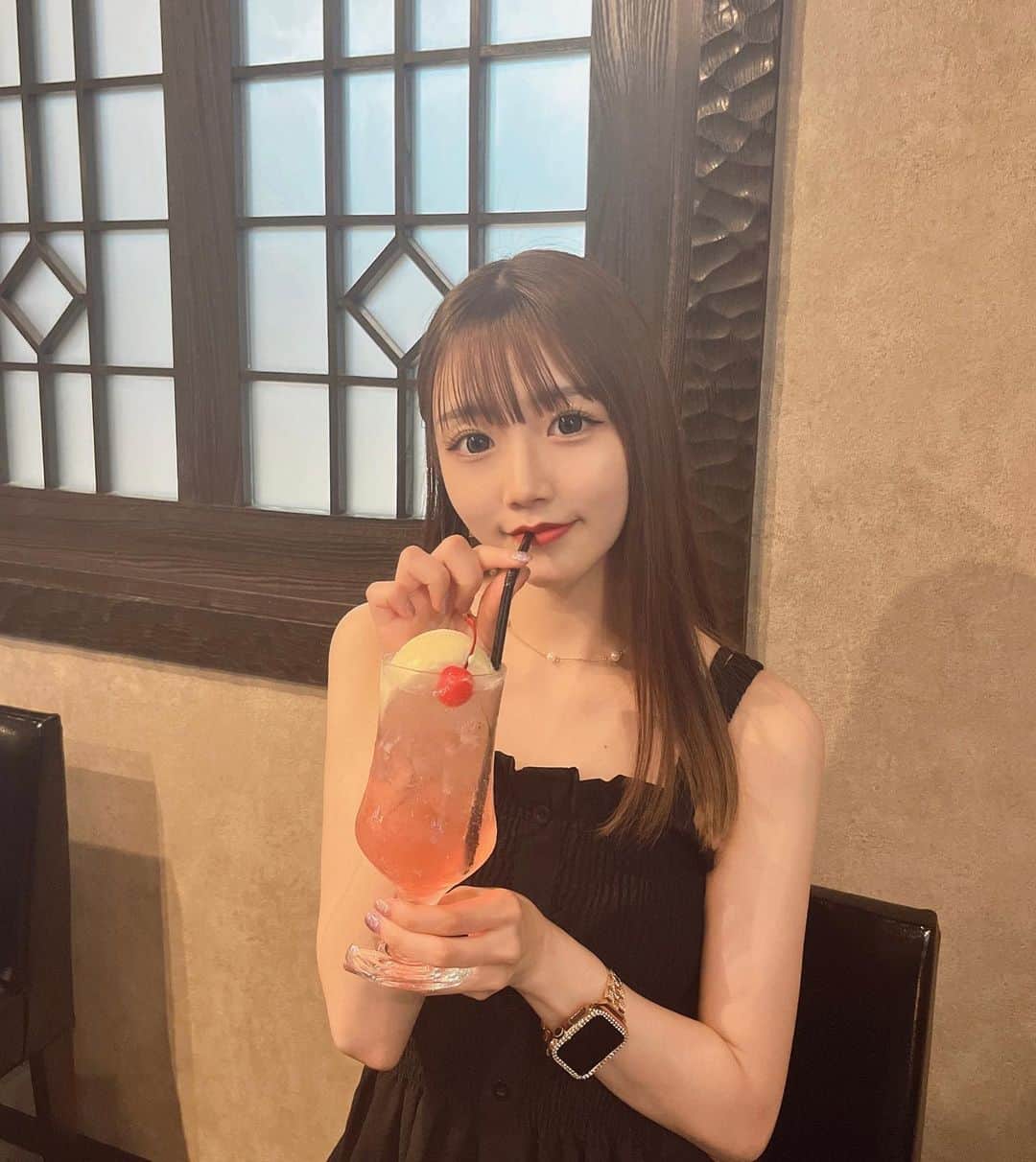 虹川葵のインスタグラム：「・ 富山市にあるCafe KuKuNaさんオススメだから行ってみて〜🩷 ピンクフロートも季節のパフェもぜーんぶ美味しくてオシャレなCafeだよ🍒」