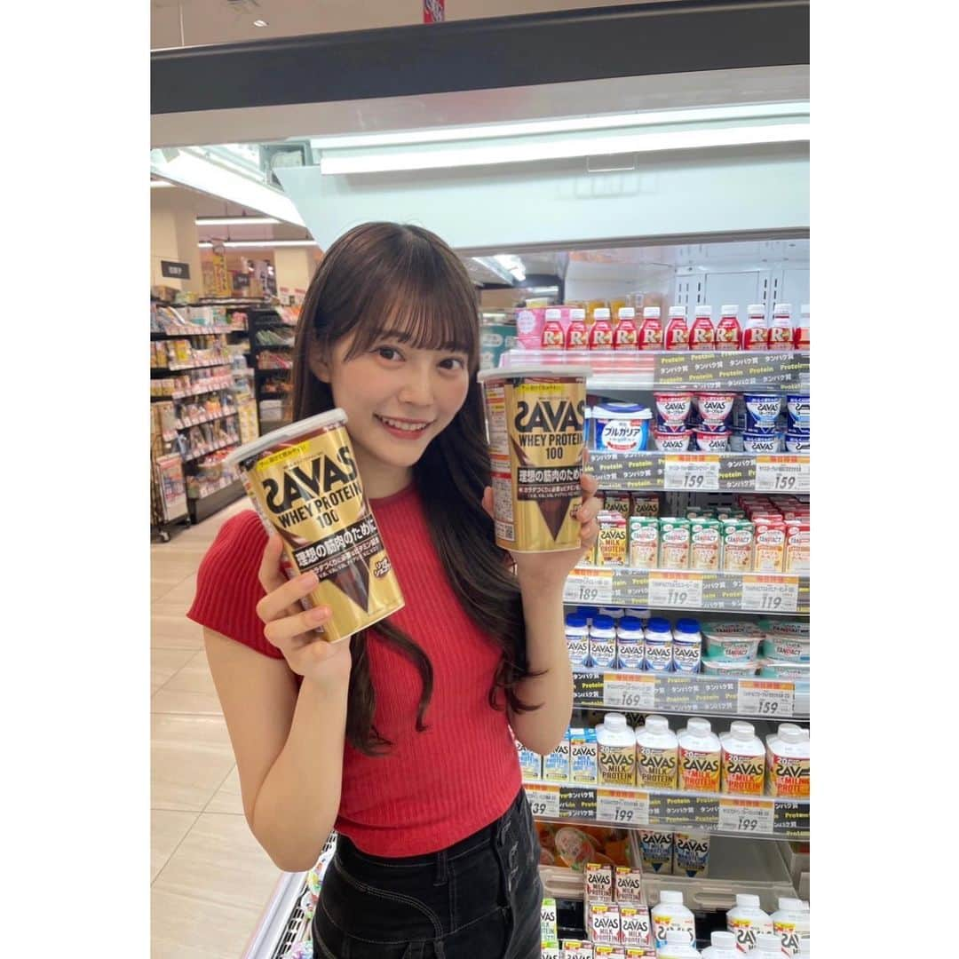 松村キサラのインスタグラム：「・ ベルクさんと明治さんのコラボで 「TikTok #プロテインダンスキャンペーン」が現在実施中です！ 期間は8/1(火)〜8/31(木)です！ 私もTikTokで踊らせて頂いたのですが、元気な歌とダンスで、 とても楽しかったです！！ 当選者には豪華賞品もあるみたい😳！ 私も審査員として参加するので、みんなも是非投稿してみてね〜！🫶🏻 既に投稿してくれてる方の動画は全部チェックしています👀！  #pr#プロテインダンス#プロテインダンスキャンペーン#キャンペーン#ベルク#明治#プロテイン#ダンス」