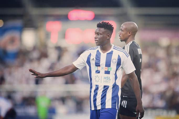 ハッサン・バンデさんのインスタグラム写真 - (ハッサン・バンデInstagram)「Happy to make my debut, not the result expected but let keep working harder to get better and better and make the team bigger ## HJK spirit 💪🏾💪🏾💪🏾」8月18日 20時44分 - bureimahassane